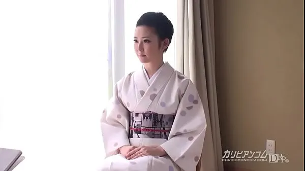 The hospitality of the young proprietress-You came to Japan for Nani-Yui Watanabe Filem baharu besar