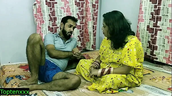Big Desi Horny xxx bhabhi suddenly caught my penis!!! Jobordosti sex!! clear hindi audio new Movies