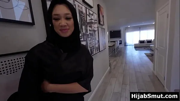 Muslim girl in hijab asks for a sex lesson Phim mới lớn