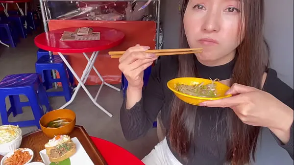 Store I cycle around Tokyo and eat Korean food in Shin-Okubo nye film