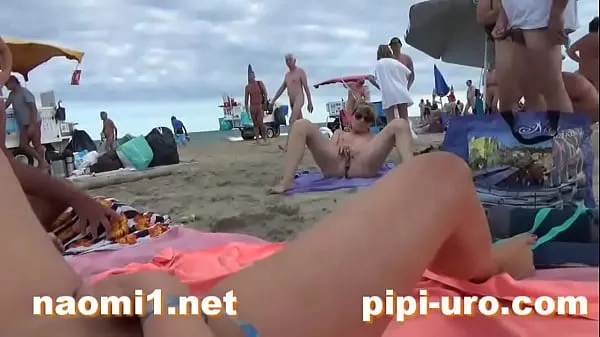 Film besar girl masturbate on beach baru
