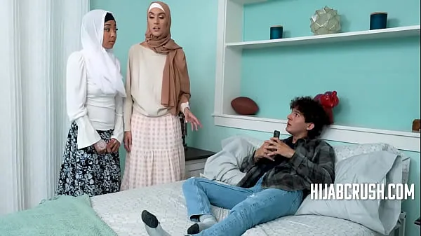 أفلام جديدة Stepsisters In Hijab Agree For A Threesome As Trade كبيرة