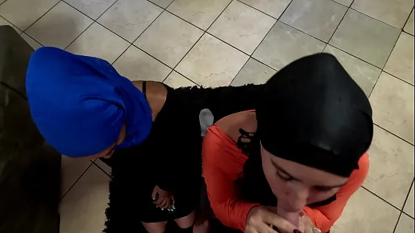 Store Acting like Muslim women, sucking cock with hijabs on our heads, cum facial nye filmer